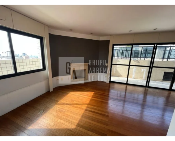 Foto de Cobertura Duplex com 354,45m² + 5 vagas